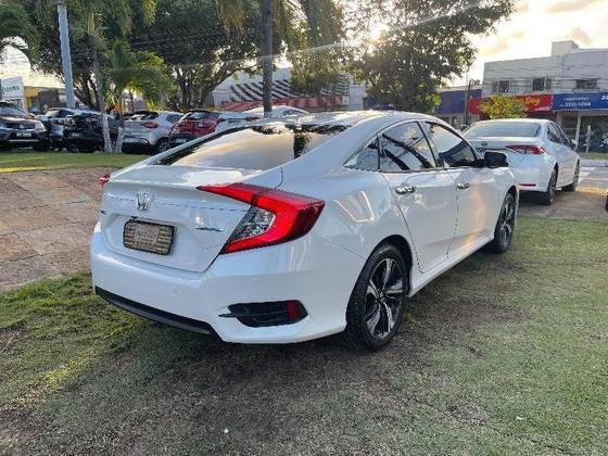 HONDA CIVIC 1.5 16V TURBO GASOLINA TOURING 4P CVT HONDA CIVIC 1.5 16V TURBO GASOLINA TOURING 4P CVT